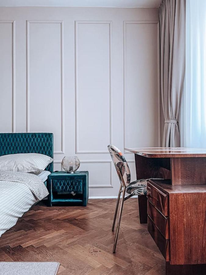 96M2 Of Comfort And Style: 4Bd Apartment In Old Town Bratislava Extérieur photo