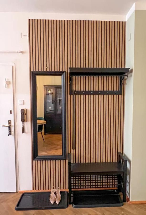 96M2 Of Comfort And Style: 4Bd Apartment In Old Town Bratislava Extérieur photo