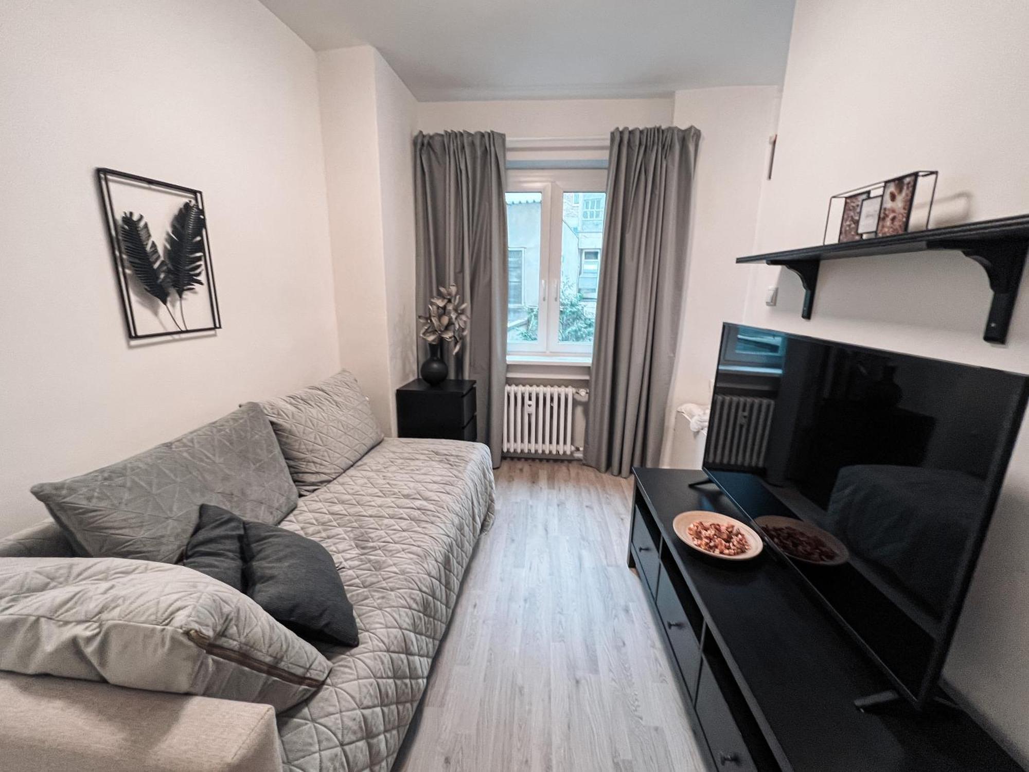 96M2 Of Comfort And Style: 4Bd Apartment In Old Town Bratislava Extérieur photo